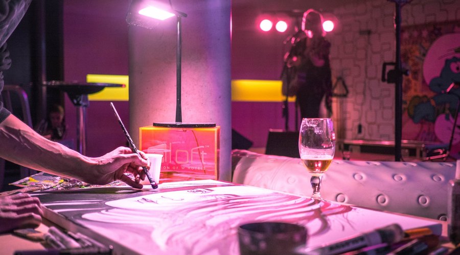 Live@Aloft 