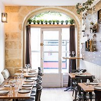 Le restaurant Nofa peut accueillir une vingtaine de personnes.