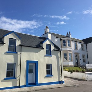 Gowanbrae (2 bedroom self catering house also available) next door to The Bowmore House B&B