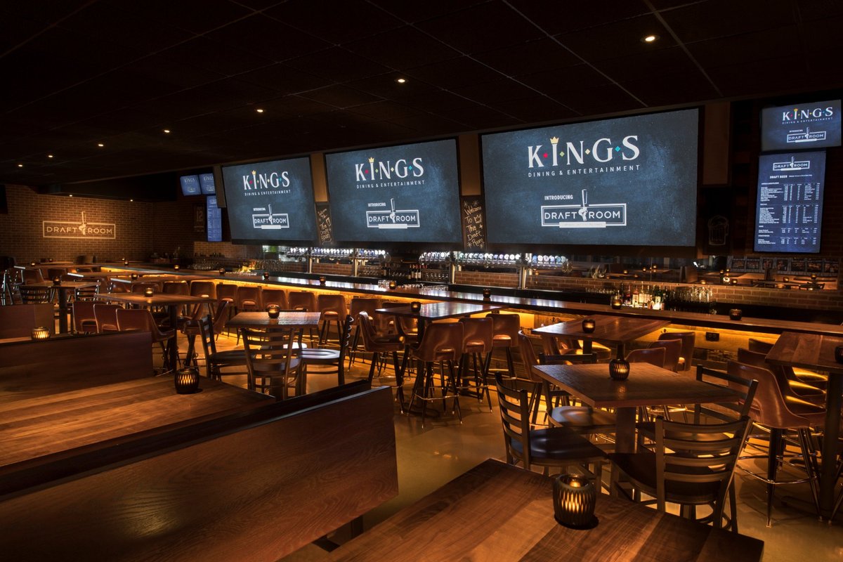 KINGS DINING & ENTERTAINMENT, Boston - 60 Seaport Blvd, Seaport ...