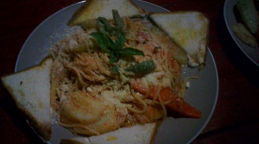 pasta  con vegetales y queso