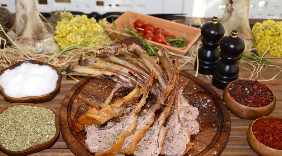 WHOLE LAMB RIBS