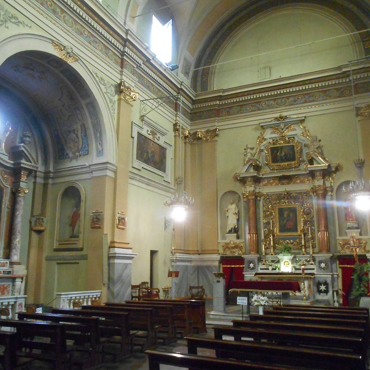Chiesa Parrocchiale Della Visitazione Di Maria Vergine CHIESA DELLA VISITAZIONE DI MARIA VERGINE E DI SAN BARNABA: Tutto