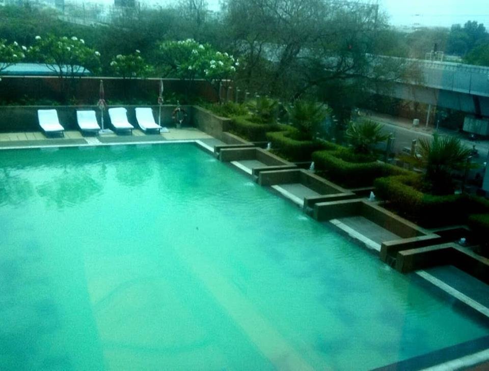 Vivanta Hyderabad, Begumpet Pool Pictures & Reviews - Tripadvisor