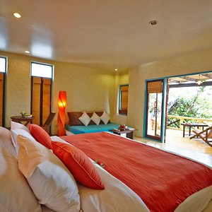 Phra Nang Lanta by Vacation Village, Beachfront Suite, Sun kissed Room
