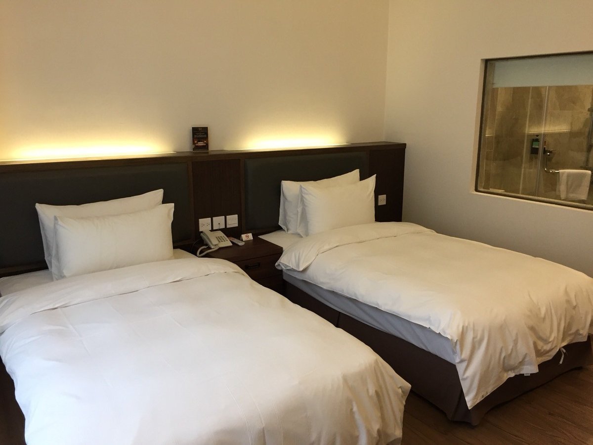 Ml hotel