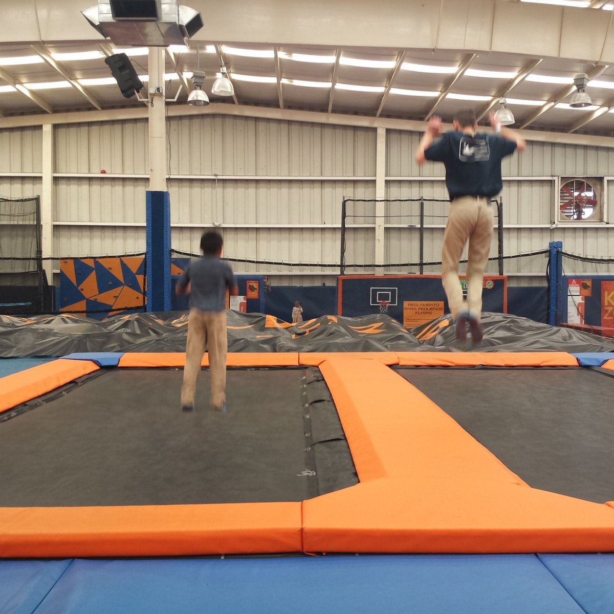 FLYERS TRAMPOLINE PARK (Ensenada) - Qué SABER antes de ir