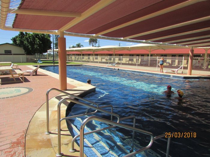 Gwydir Thermal Pools Motel & Caravanpark Pool: Pictures & Reviews ...