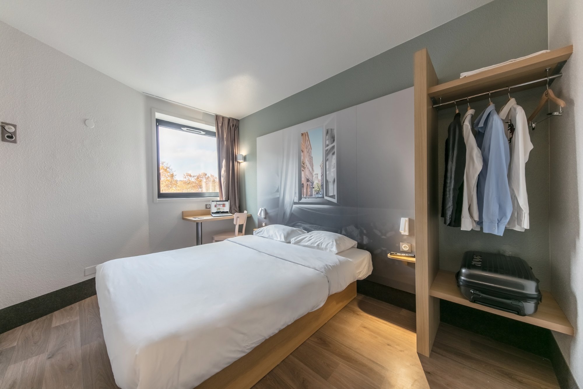 B&B HOTEL Toulouse Centre : Tarifs 2021 Mis à Jour, 129 Avis Et 84 ...