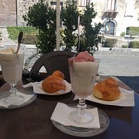 Granita e brioche