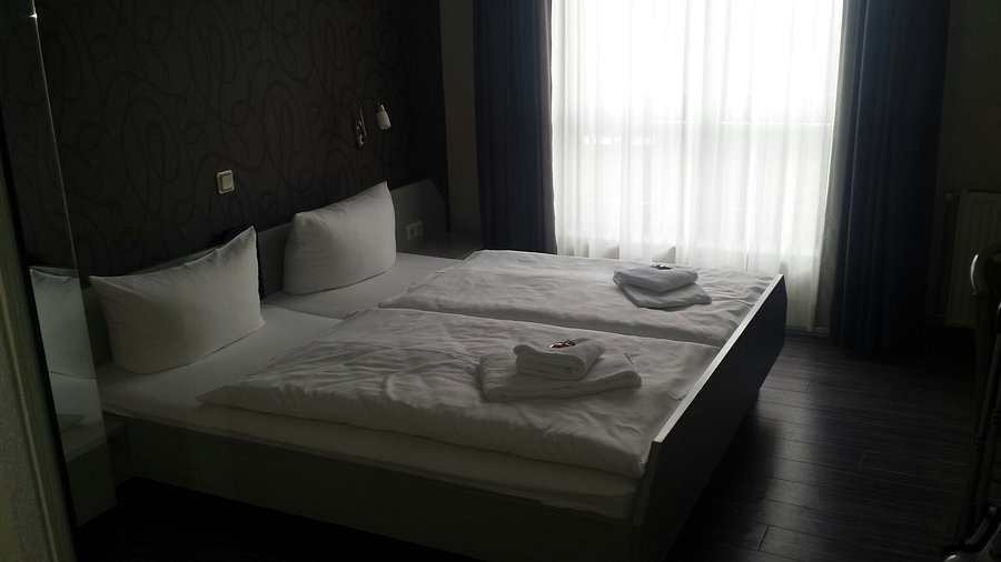 HOTEL LANDSKNECHT - Prices & Reviews (Germany/Hennef) - Tripadvisor