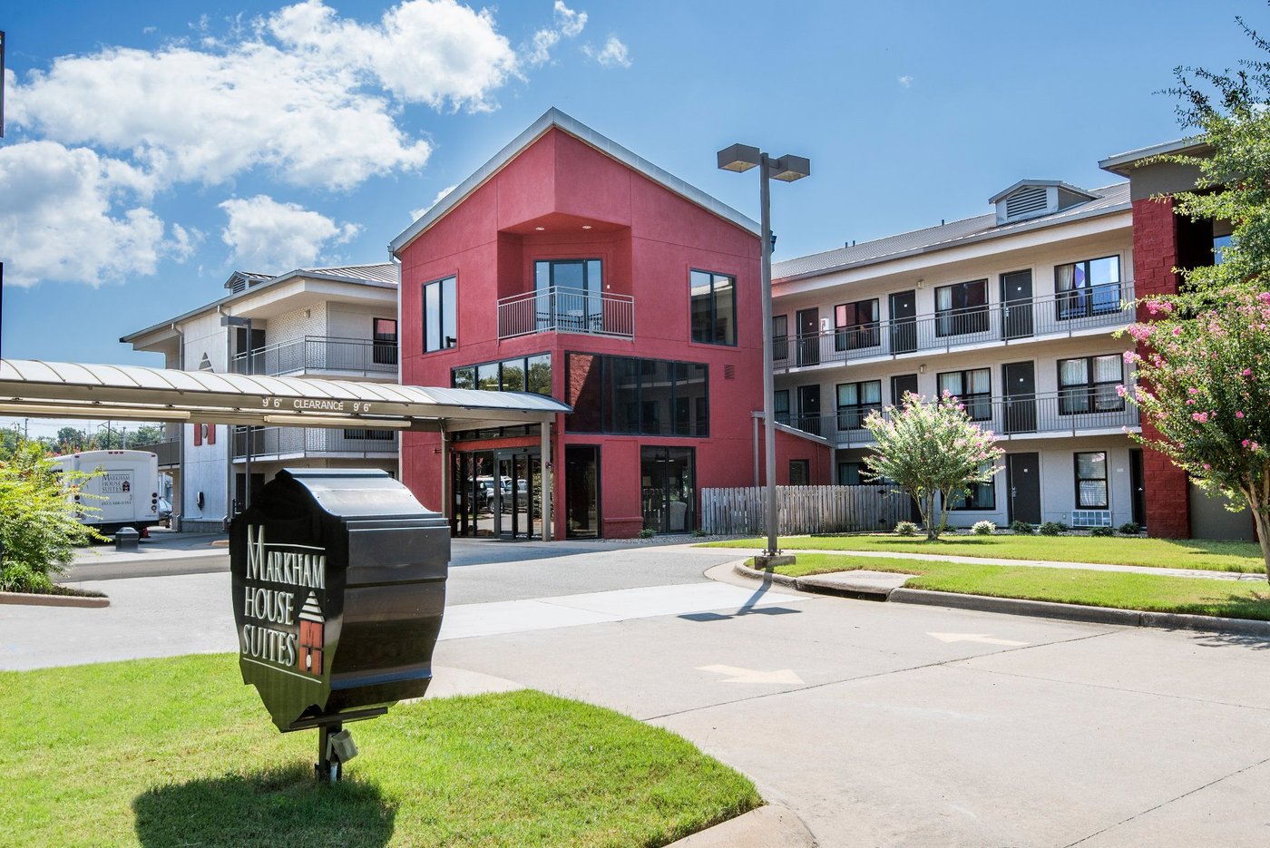 MARKHAM HOUSE SUITES (AU$139): 2022 Prices & Reviews (Little Rock, AR