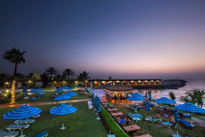 Hotel photo 23 of Dubai Marine Beach Resort & Spa.