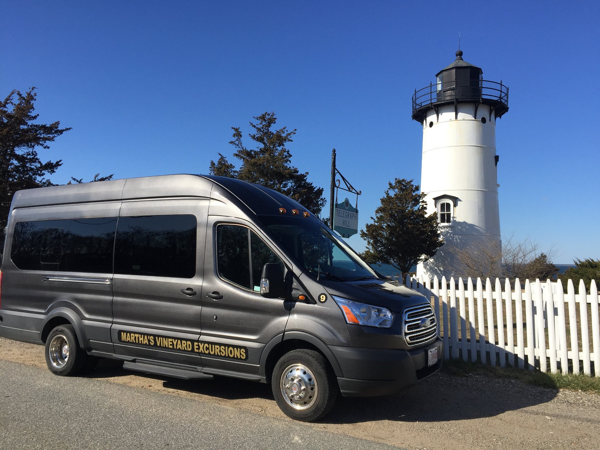 martha's vineyard tour company