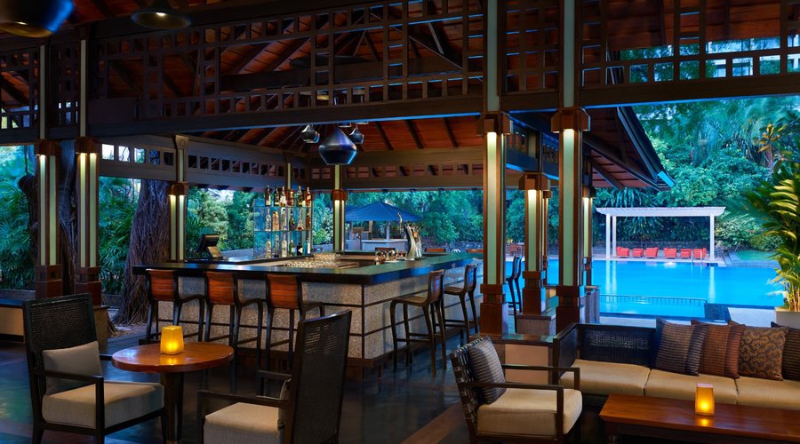 The Breeze Bar