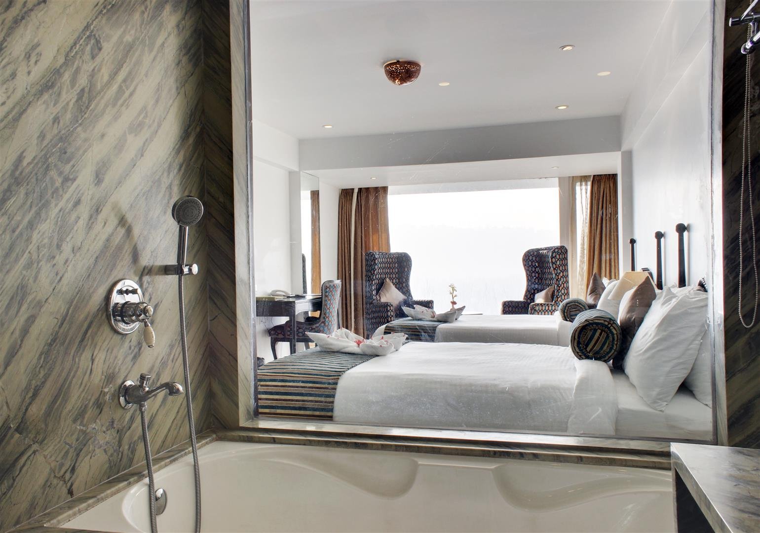 Hotel photo 13 of EllBee Ganga View.