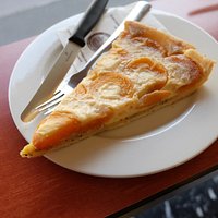 apricot tart