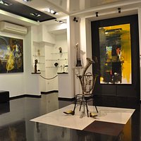 Gala Art Gallery - contemporary art room