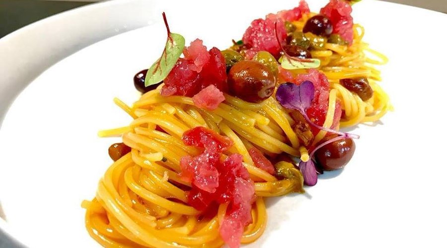 Spaghetti con Crudo di Tonno