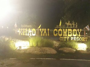 นักท่องเที่ยว