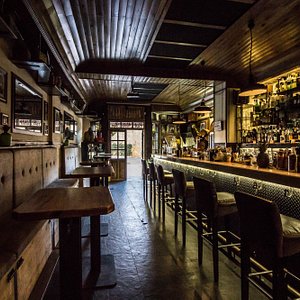 Letras Vintage Luminosas: Bar de Copas en Salamanca