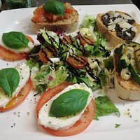 Antipasti
Molto buoni