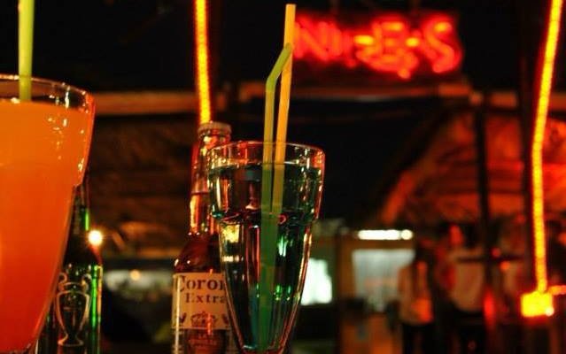 Nireas by night