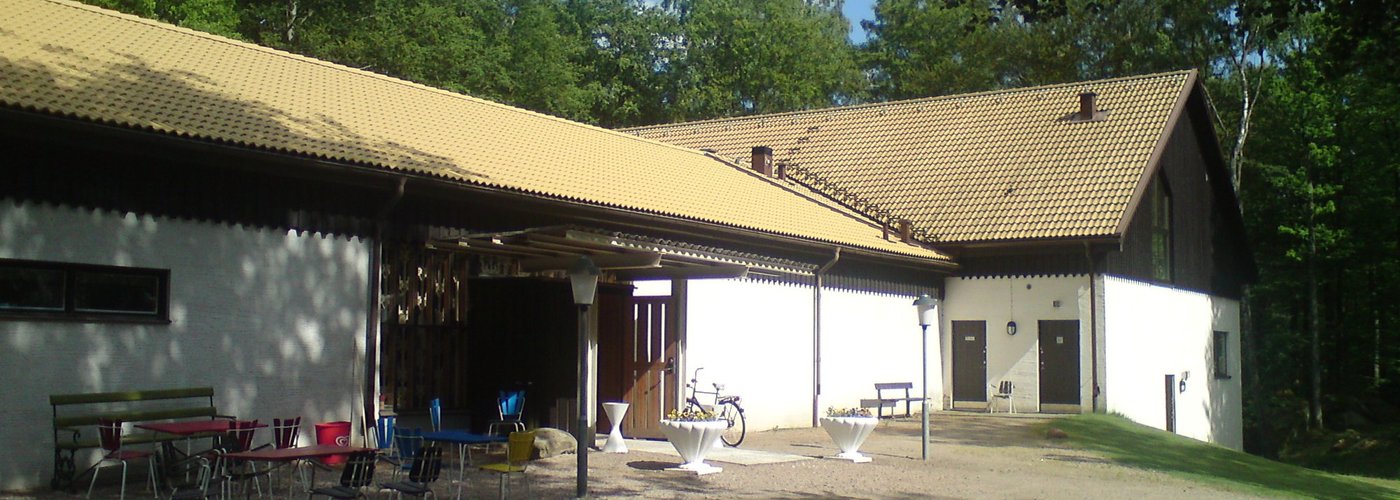 Huvudbyggnaden för Bjärnums Museum, 3 vån, handikappanpassad