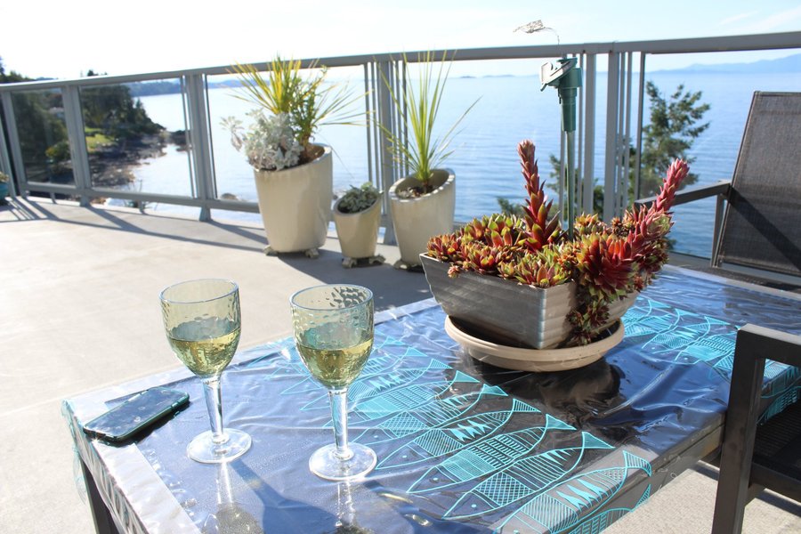 MGM SEASHORE BED & BREAKFAST - Prices & B&B Reviews (Nanaimo, British