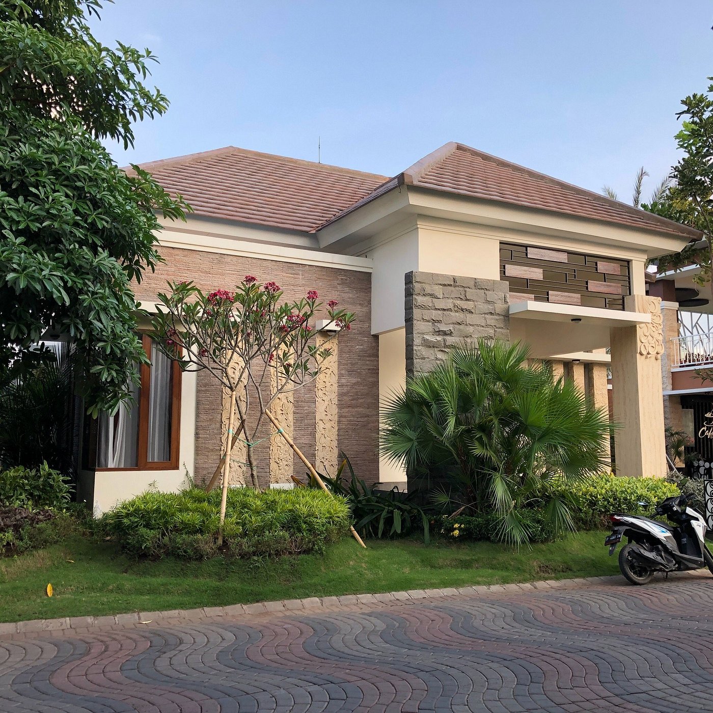 Utama Raya Villa & Hotel (Situbondo, Indonésie Java) tarifs 2024