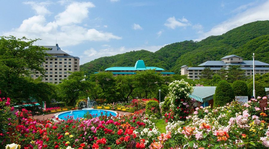 花巻温泉バラ園