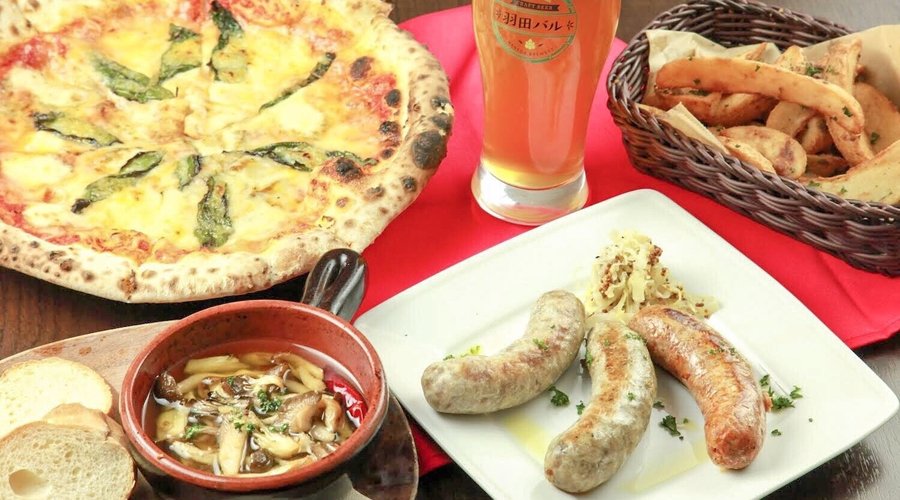 飲放題付きのコース料理も4,000円からご用意。新鮮クラフトビールの飲み放題です。