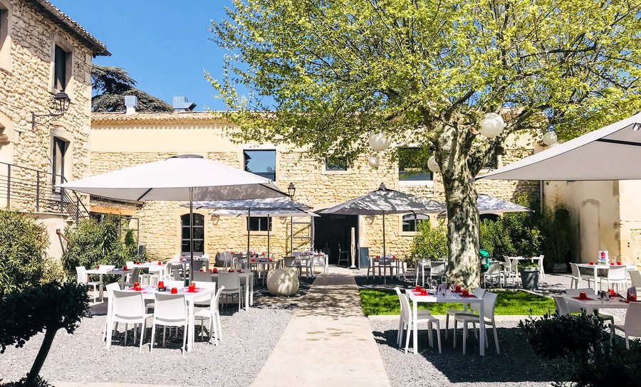 La terrasse au coeur du domaine