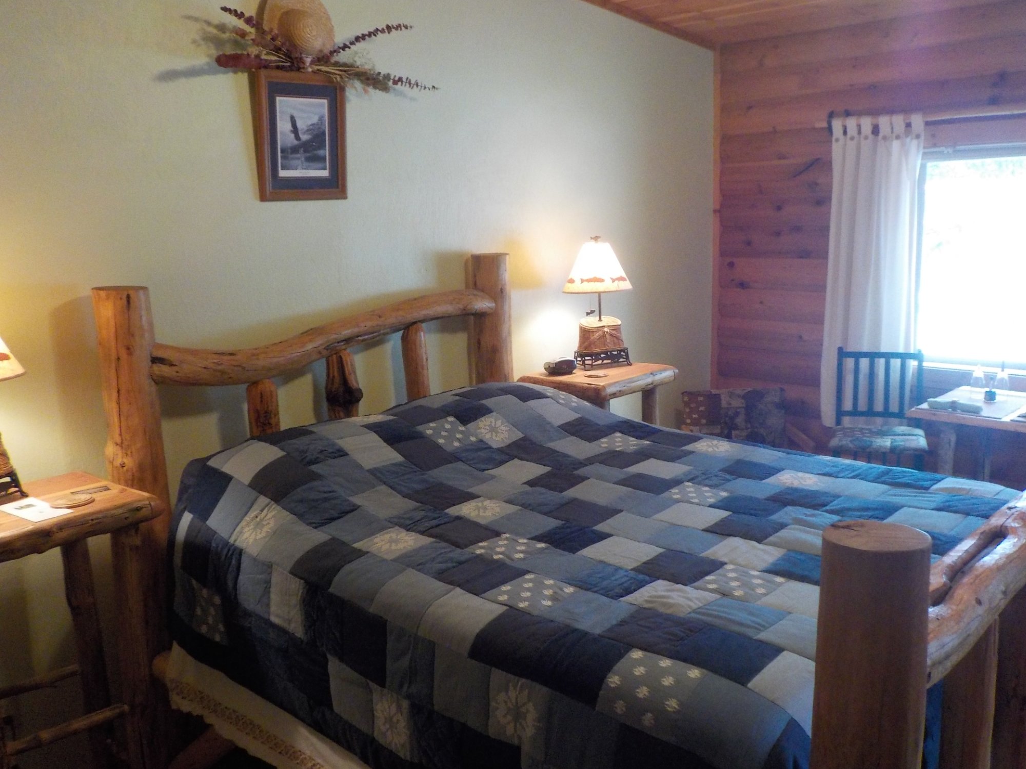 West Yellowstone Bed And Breakfast Fireplace: Pictures & Reviews ...