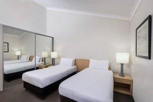 Room & Suite