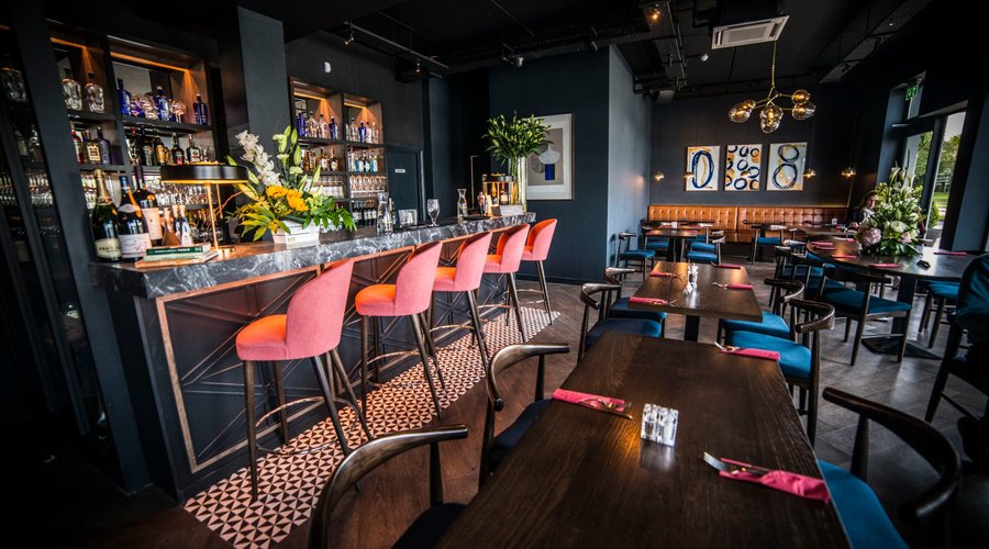 Bar and Restaurant 