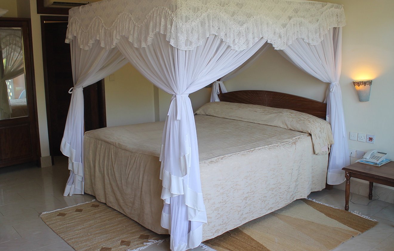 Hotel photo 5 of Sun N Sand Beach Resort.