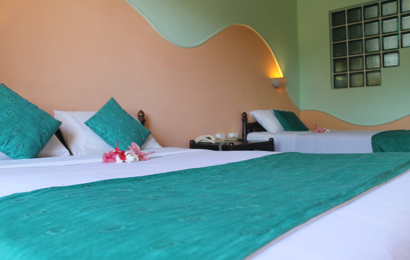 Hotel photo 17 of Sun N Sand Beach Resort.