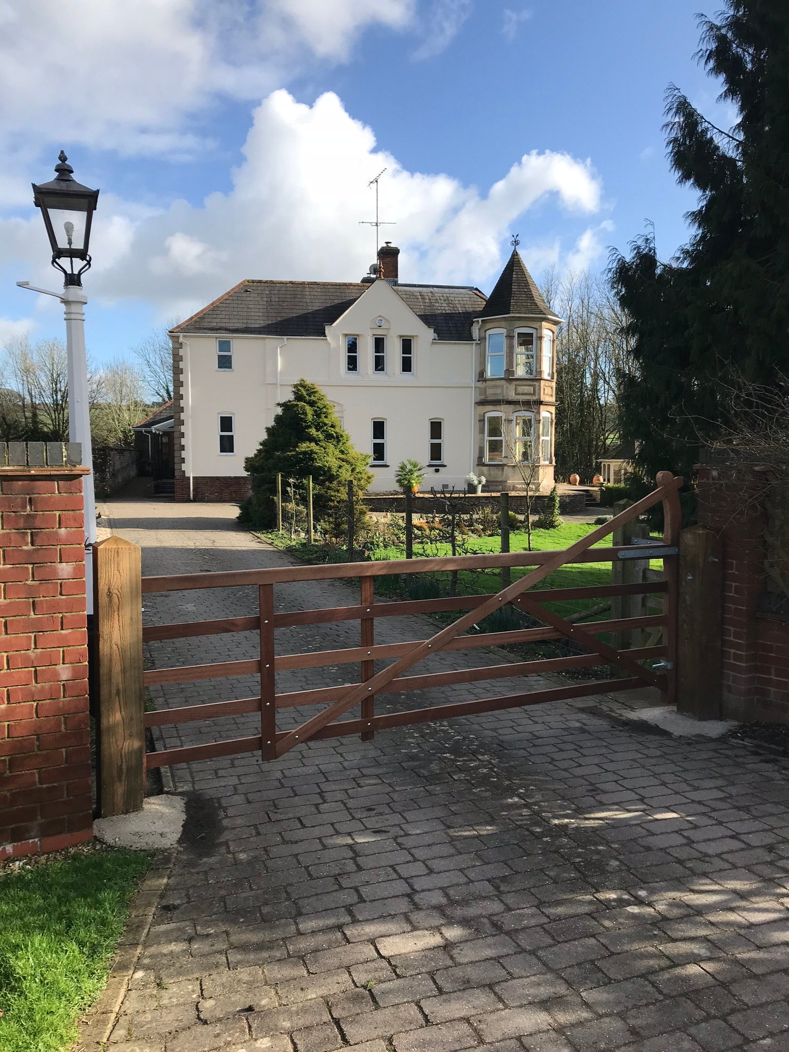 HOLYWELL HOUSE B & B - Updated 2020 Prices, B&B Reviews, And Photos ...