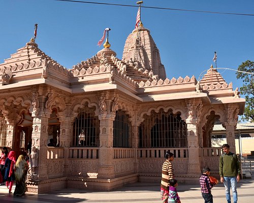 Discovering the top attractions of Kutch in Gujarat