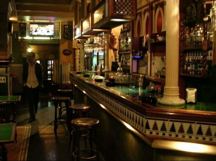 Cafe-Pub Medina image