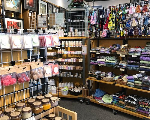 Shopping for gifts? Wok this way — Oregon Coast TODAY