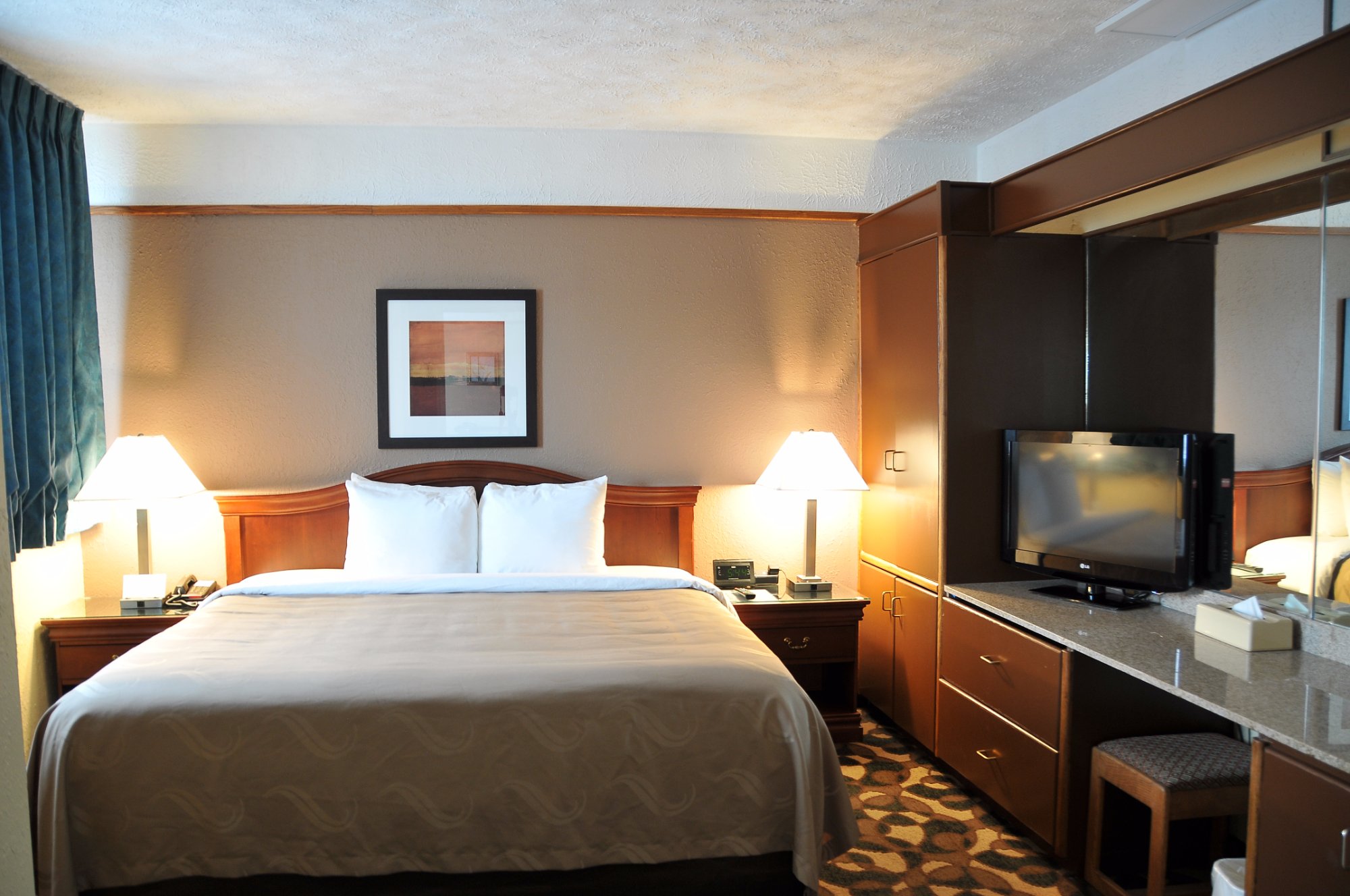 Hotel photo 2 of Quality Inn Paradise Creek.