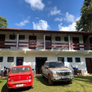 Fachada principal da pousada UAI!