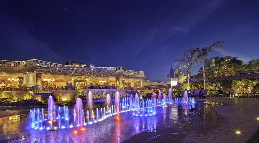 Dancing fountain