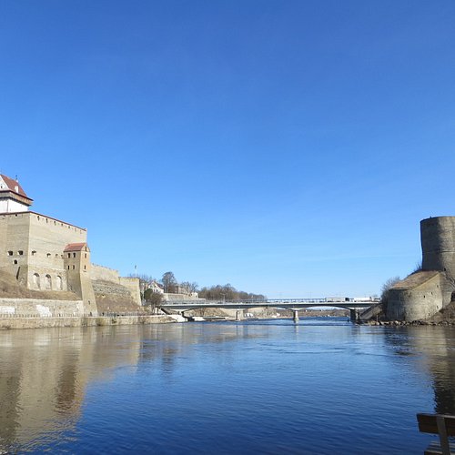 Парковка - Narva Muuseum