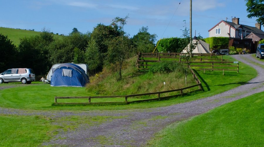 Maes y Bryn campsite