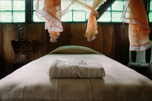 Room & Suite