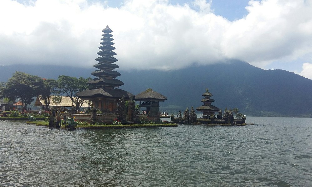 BEDUGUL LAKE VIEW RESIDENCE - Prices & Guest house Reviews (Bali/Baturiti) - Tripadvisor