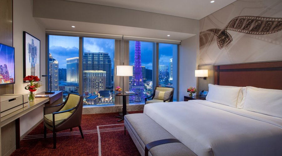 Celebrity Tower - Celebrity Premium Vista King